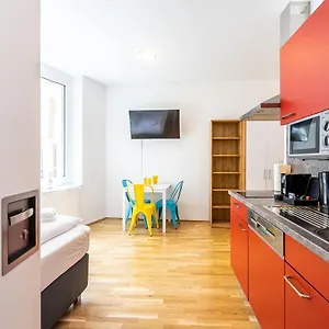 Feelgood Smartliving | Contactless Check-in 3* فيينا